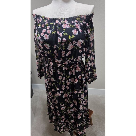 Off-The-Shoulder Floral Maxi Dress With Smocked Neckline & Belted Waist - Picture 6 of 8